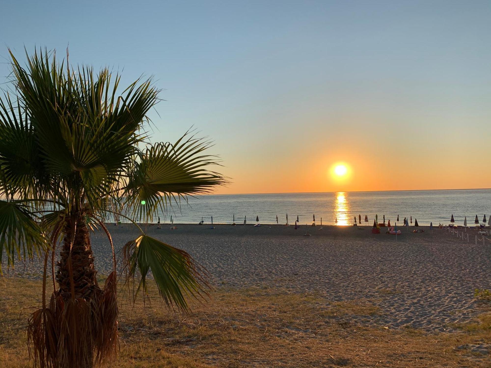 Alba Radiosa Apartment Santa Caterina Dello Ionio Marina Екстериор снимка